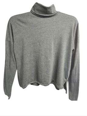 Abercrombie & Fitch Gray Cropped Turtleneck Long Sleeve Top Size M